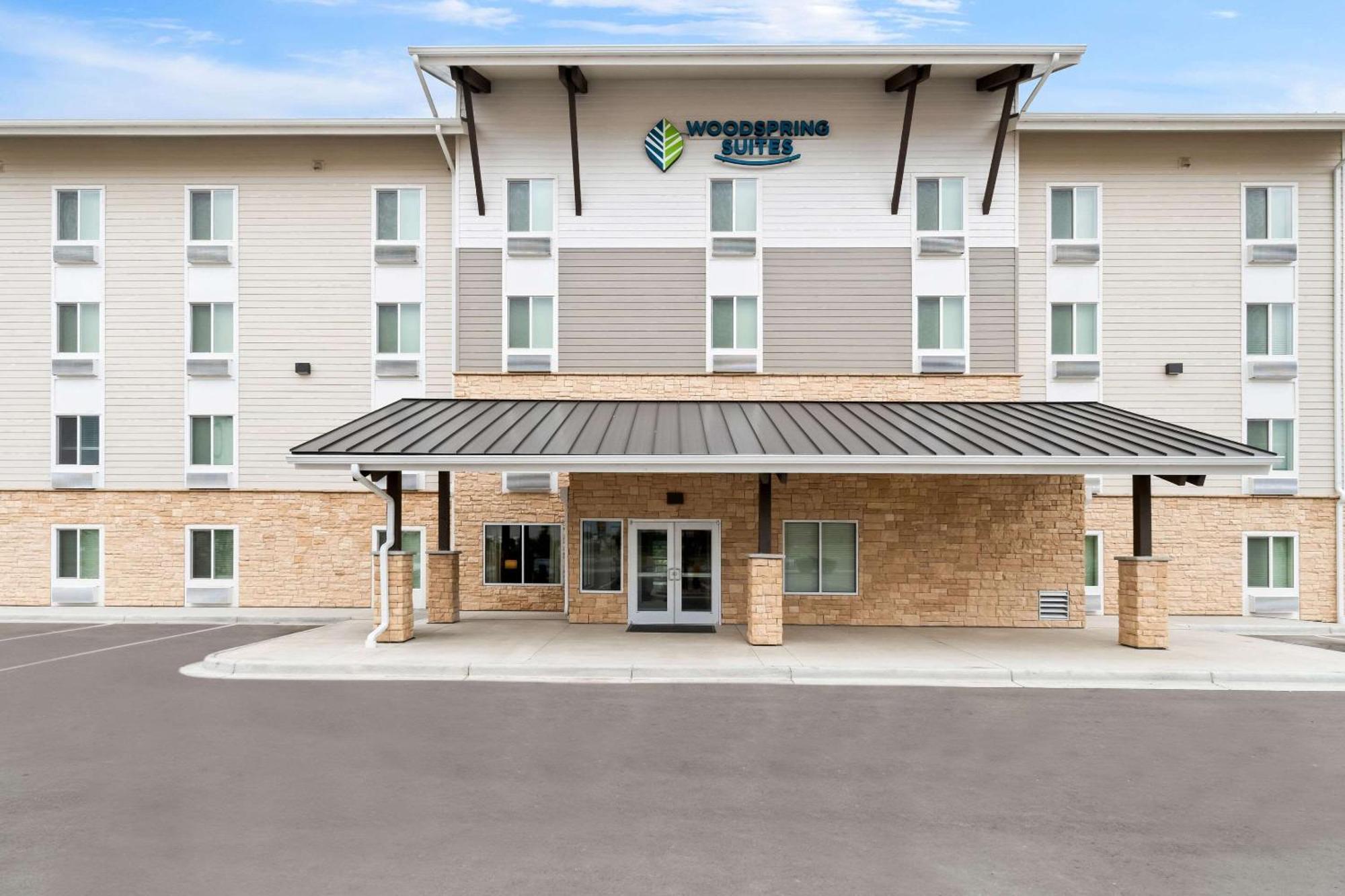 Woodspring Suites Denver Commerce City Exterior photo